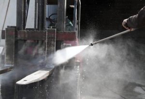 What Should You Expect from Pressure Wash Sprayers?
