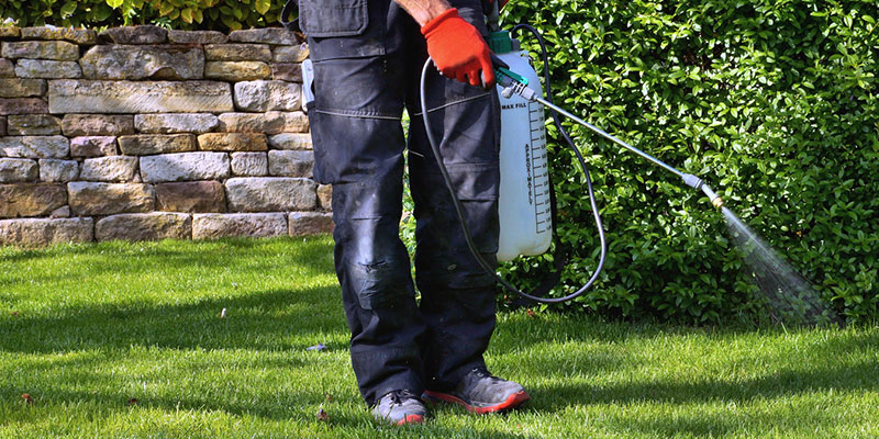 How to Choose the Best Types of Herbicide Sprayers for Your Jobs